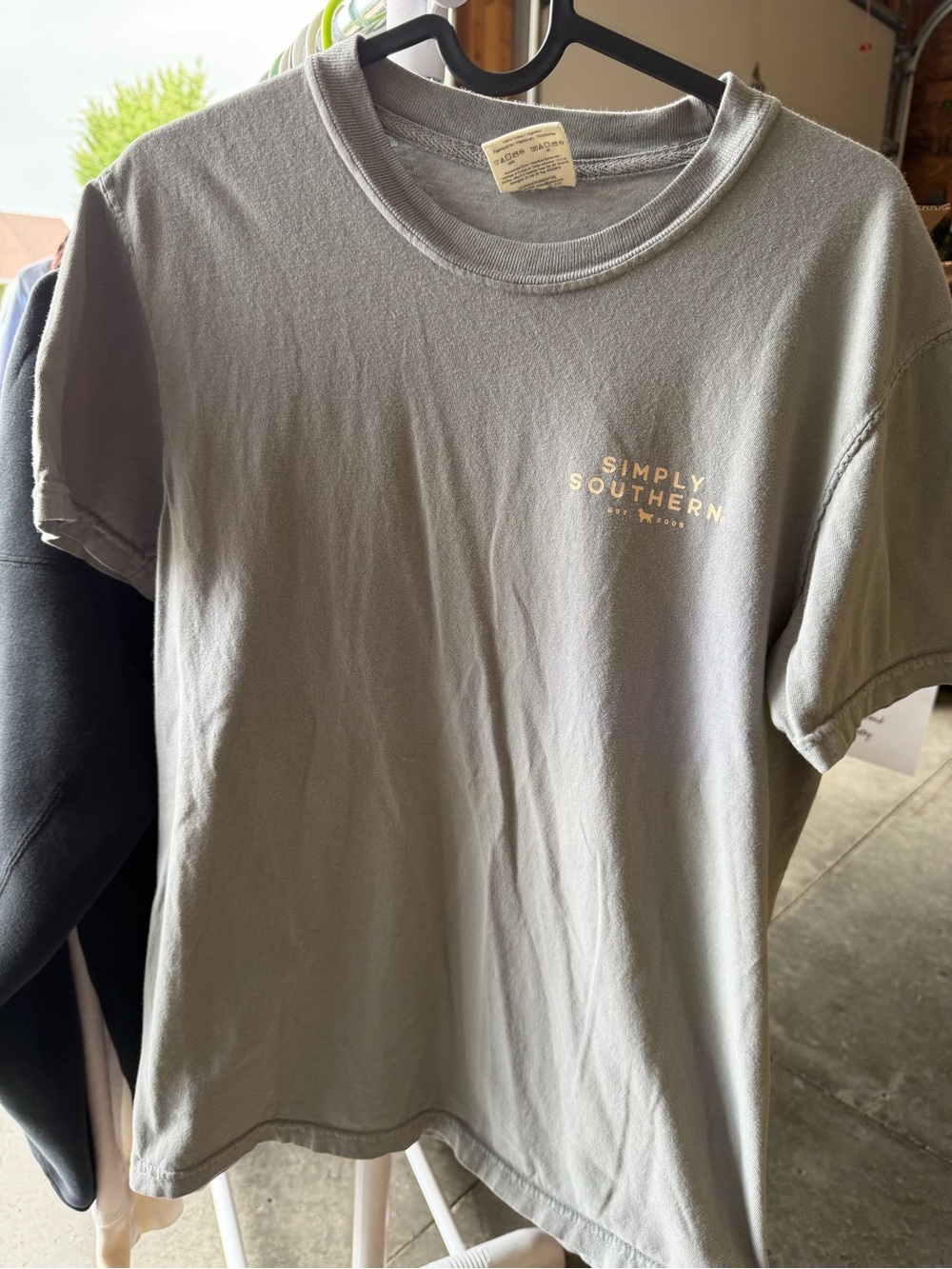 Simply Southern Men's Short-Sleeve Tee in Light Gray with Small Chest Logo